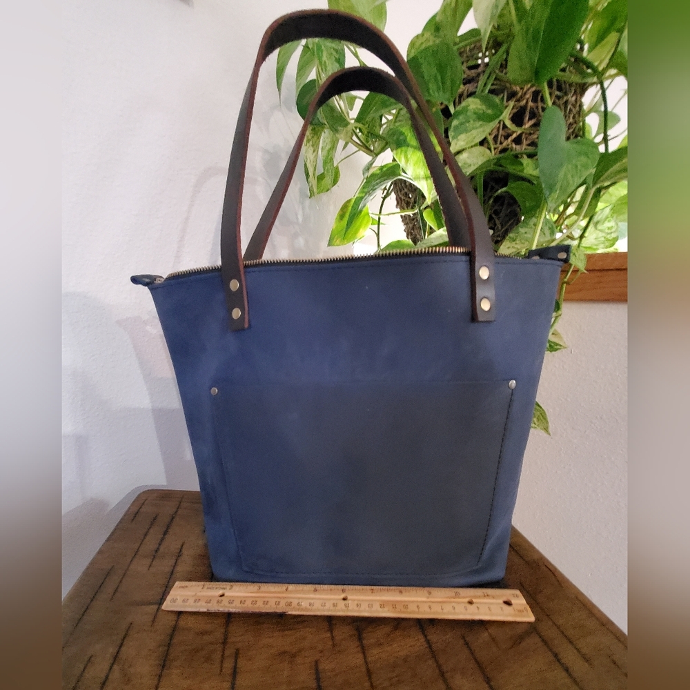 Portland Leather Deep Water Medium Tote - Picture 4 of 16